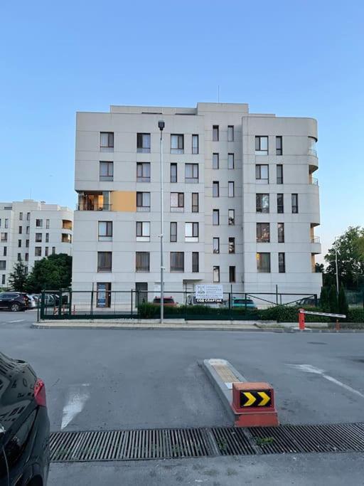 Варна Сити Парк С Паркомясто Luaran gambar